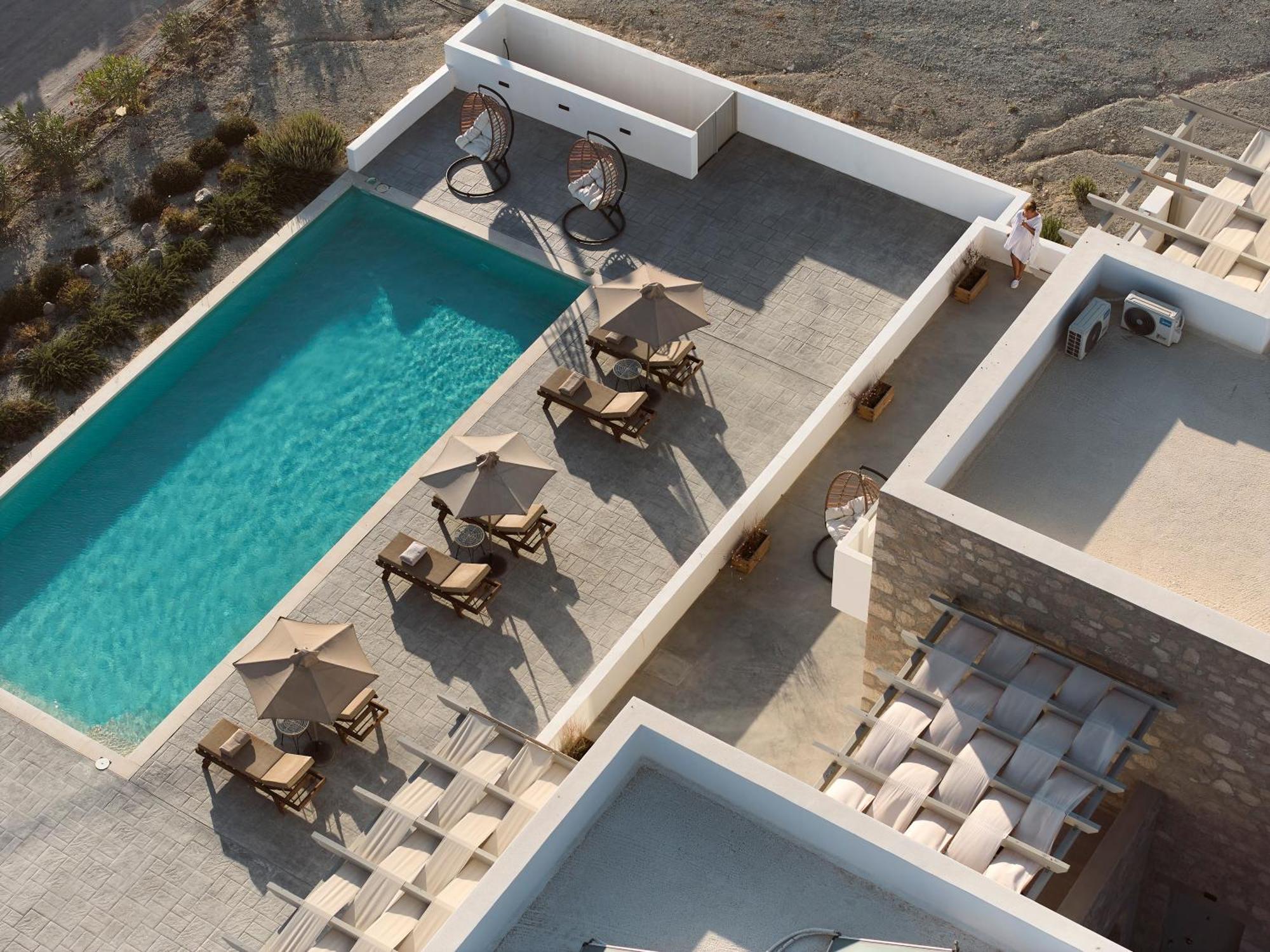 Kedros Milos Suites Адамас Екстер'єр фото