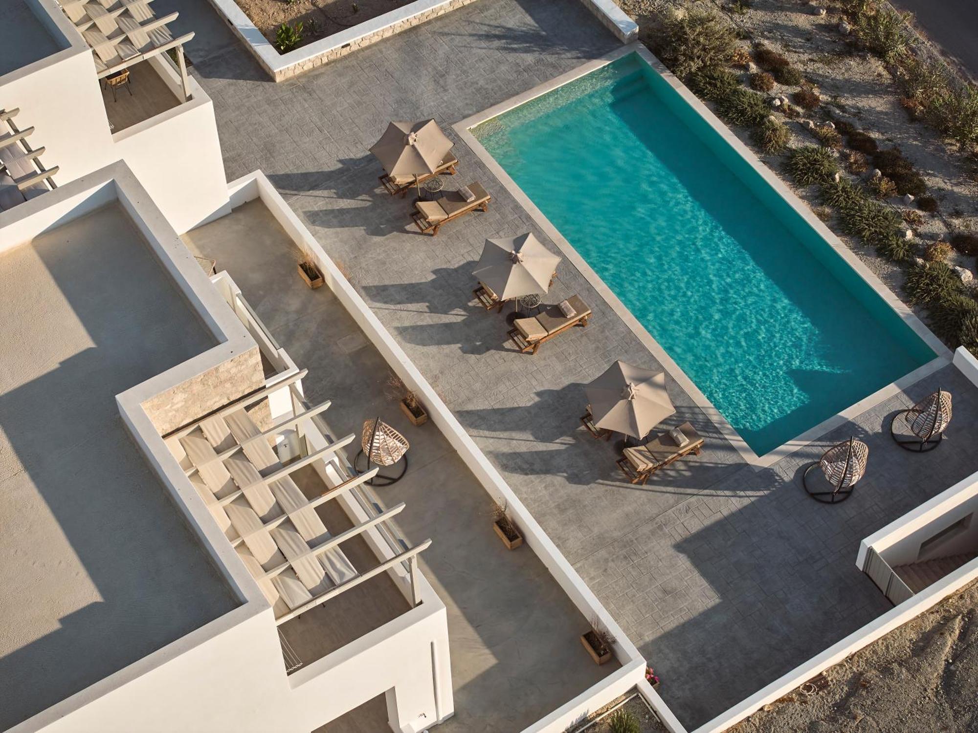 Kedros Milos Suites Адамас Екстер'єр фото