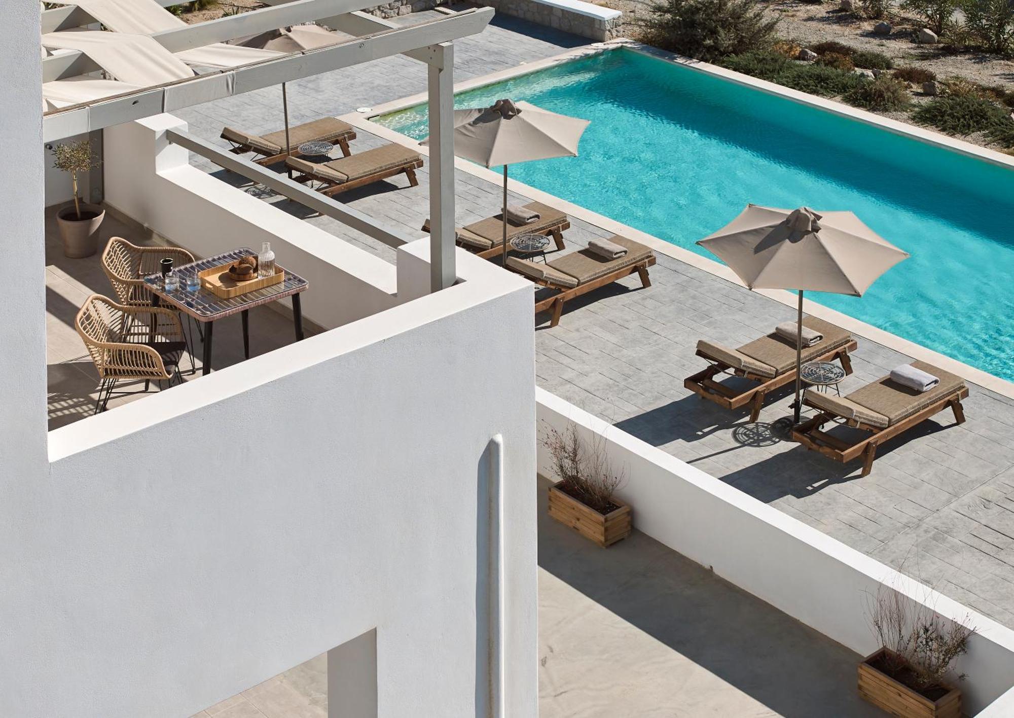 Kedros Milos Suites Адамас Екстер'єр фото