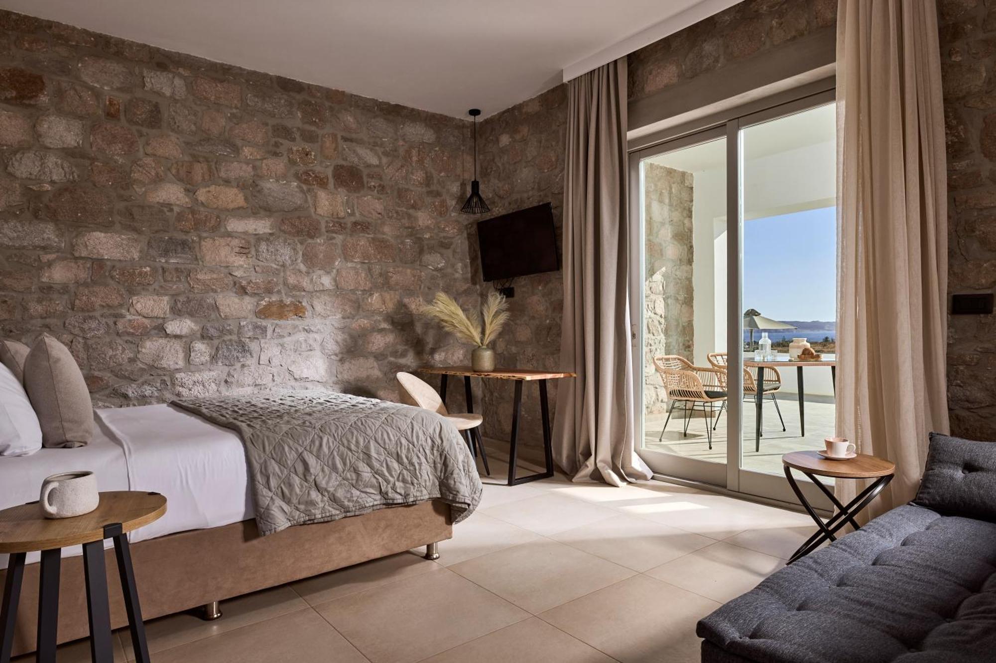 Kedros Milos Suites Адамас Екстер'єр фото