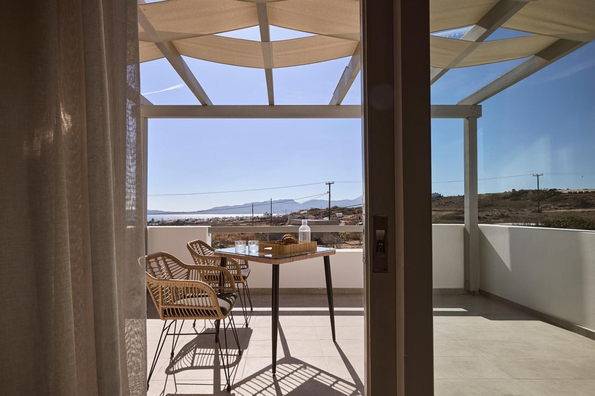 Kedros Milos Suites Адамас Номер фото
